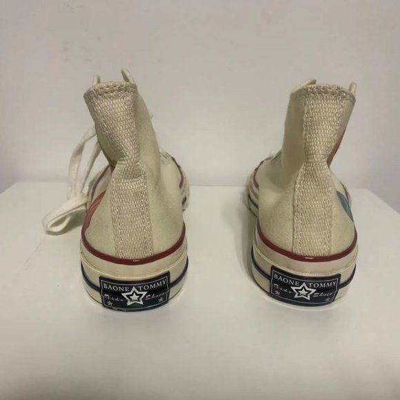 Athletic_Shoes